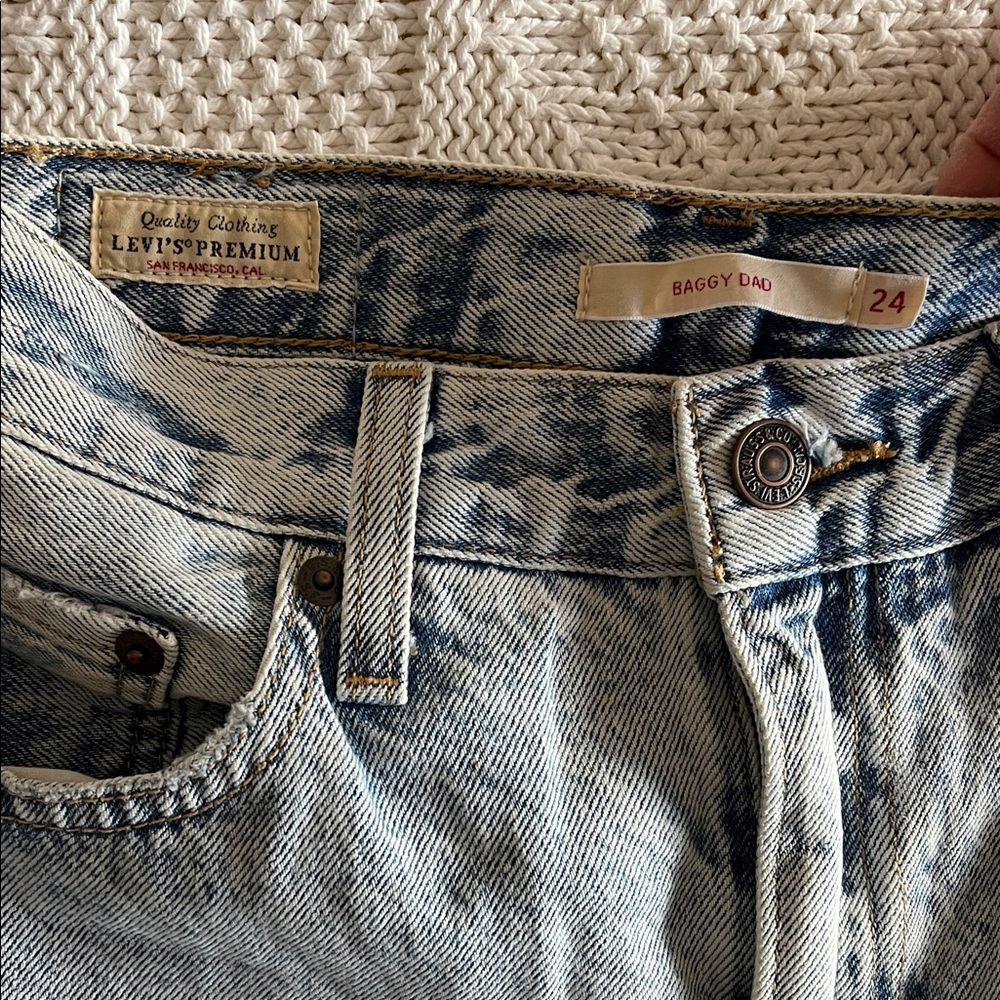 Levi's Premium Baggy Dad Women's Jeans in Fan Flare - Light Wash Sz 24 - Picture 7 of 15